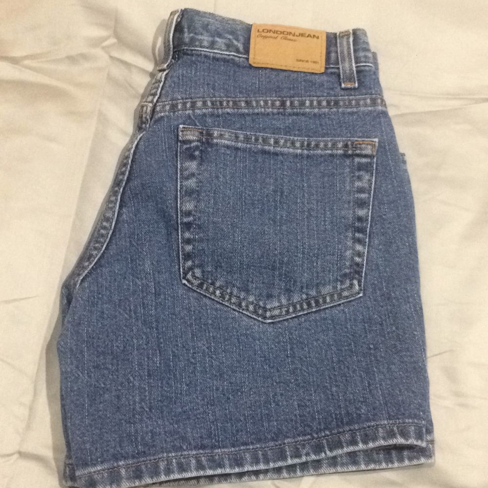 Vintage high waisted shorts
